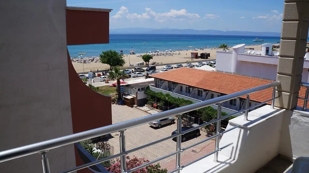 Hotel Marine Ayvalı 0*,